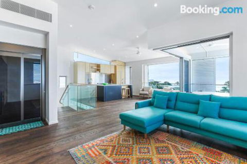 Ultimate Beachfront Living Sunshine Beach - Holiday Adelaide 2