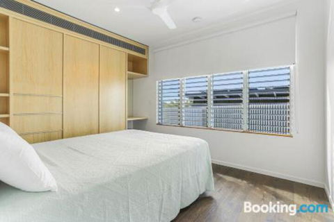 Ultimate Beachfront Living Sunshine Beach - Holiday Adelaide 0