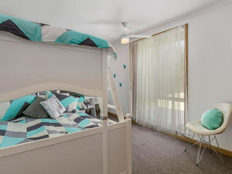 Yarramundi Retreat - Holiday Adelaide 2
