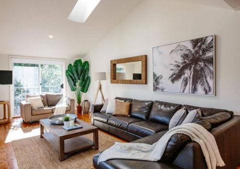 Seagrass House Modern North Avoca Oasis - Holiday Adelaide 0