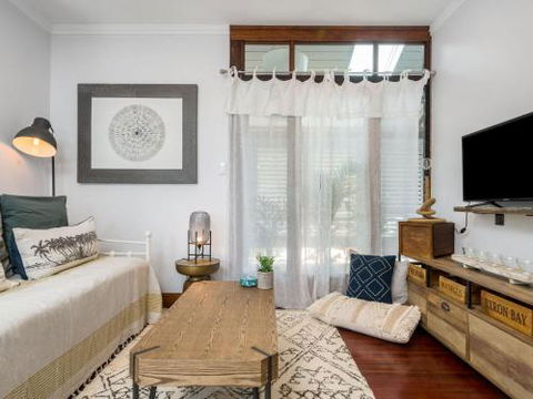 Black Beauty Studio - Holiday Adelaide 6