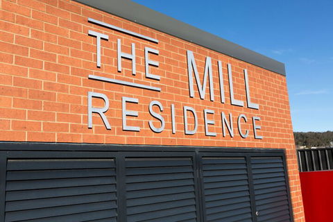 Urban Jungle In The Heart Of The CBD - Holiday Adelaide 0