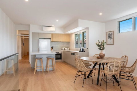 22 North Lennox Head - Holiday Adelaide 1