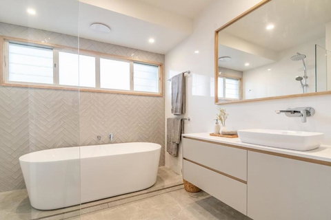 22 North Lennox Head - Holiday Adelaide 6