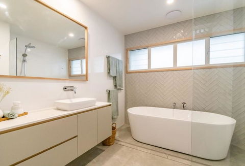 22 South Lennox Head - Holiday Adelaide 1