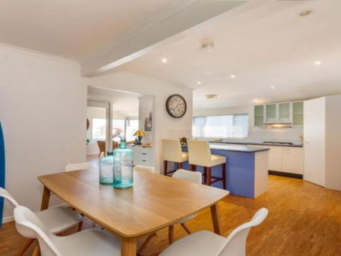 Dog Lovers Retreat Beachmere - Holiday Adelaide 5