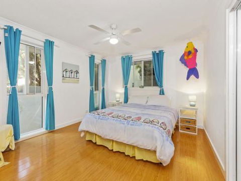 NANNY & POPPYS BEACH HOUSE Gerroa 4pm Check Out Sundays - Holiday Adelaide 2