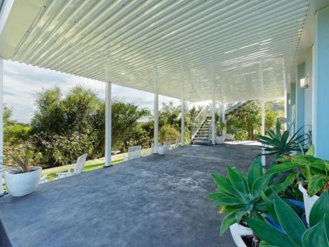 NANNY & POPPYS BEACH HOUSE Gerroa 4pm Check Out Sundays - Holiday Adelaide 1