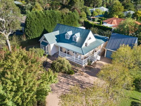 Lou Lous Cottage Southern Highlands 4pm Check Out Sundays - Holiday Adelaide 0