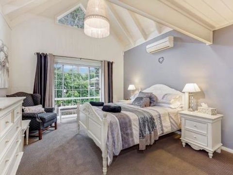 Lou Lous Cottage Southern Highlands 4pm Check Out Sundays - Holiday Adelaide 3