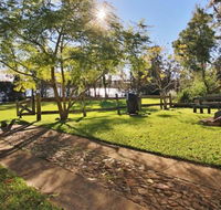 The Lake House at Erowal Bay 4pm Check Out Sundays - Holiday Adelaide