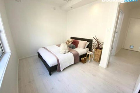 Geelong House - Holiday Adelaide 4