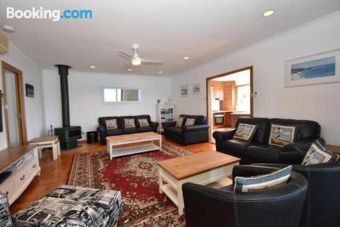 Miramar At Penneshaw KI - Holiday Adelaide 3