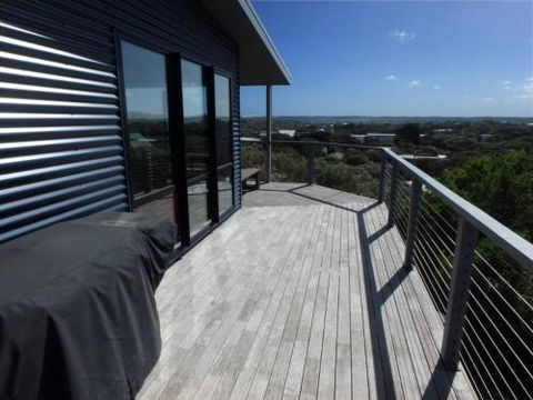 37 Oceanview Parade Sandy Point - Holiday Adelaide 0