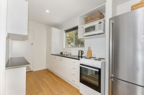 Rosella Cottage Waratah Bay - Holiday Adelaide 3