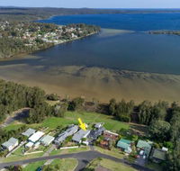 VINCES LANDING OLD EROWAL BAY 4pm Check Out Sundays - Holiday Adelaide