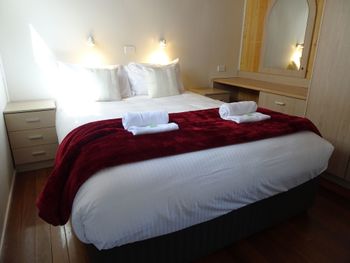 #22 Korora Palms 1 Bedroom Bure - Holiday Adelaide 6
