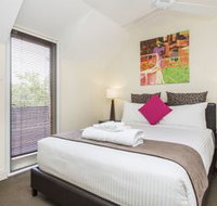 Sydney Harbor Town Houses Longs Ln - Holiday Adelaide