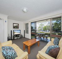 Tradewinds Unit 1 / 110 Victoria Parade