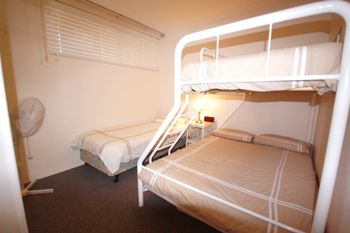 Radburn Unit 2 17 Ondine Close - Holiday Adelaide 3