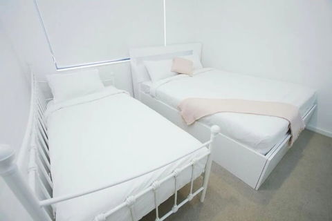 B03-darling Harbour 1 BDR APT - Holiday Adelaide 1