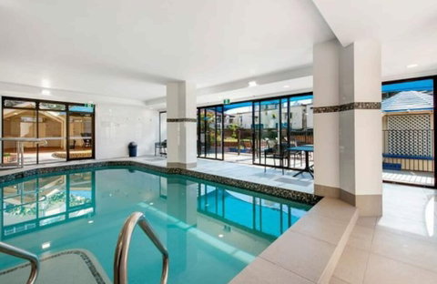 Absolute Beachfront With Views 2BR Apt - Holiday Adelaide 1