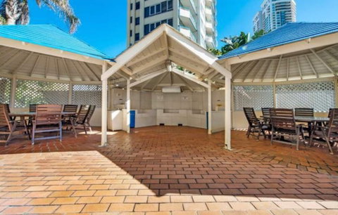 Absolute Beachfront With Views 2BR Apt - Holiday Adelaide 0