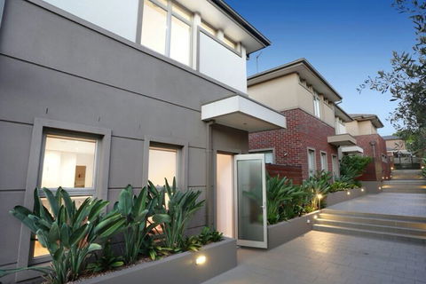 Kew Luxurious Townhouse - Holiday Adelaide 1