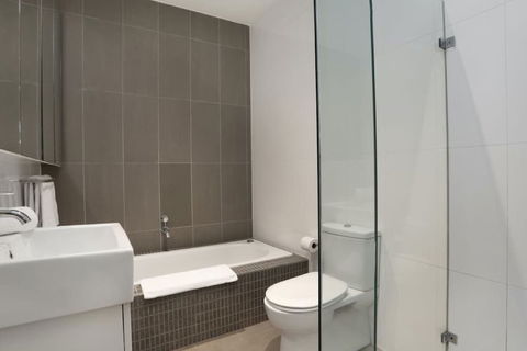 Kew Luxurious Townhouse - Holiday Adelaide 4