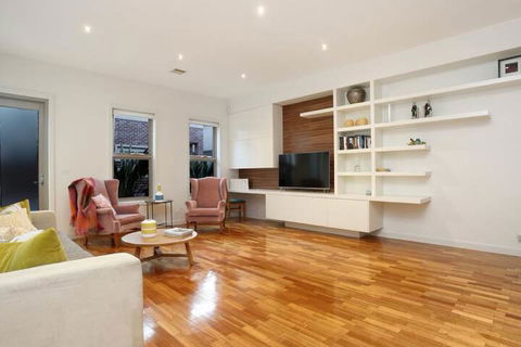 Kew Luxurious Townhouse - Holiday Adelaide 6