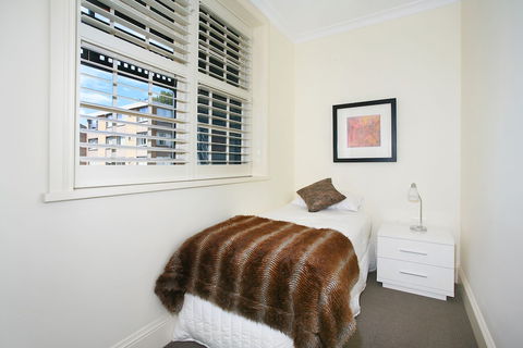 I Can View Woolloomooloo - Holiday Adelaide 2