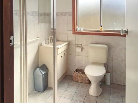 Home Near Shops & Beach - Holiday Adelaide 6