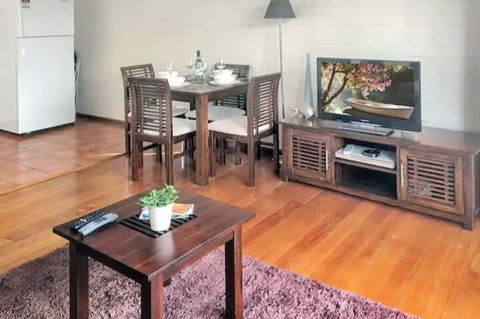 Home Near Shops & Beach - Holiday Adelaide 6