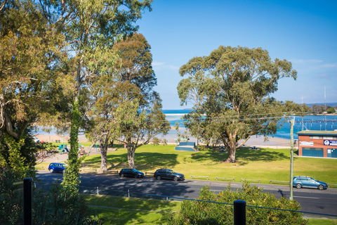 Spencer Park House - Holiday Adelaide 1