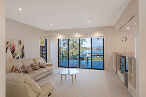 Spencer Park House - Holiday Adelaide 6