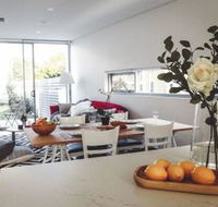 LUXURY 3 BEDROOM APARTMENT SYDNEY - Holiday Adelaide
