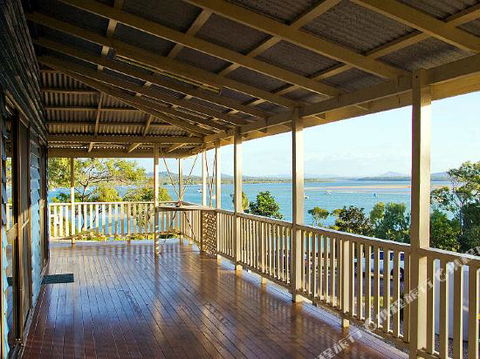 1770 Beach Accommodation Elliot Lodge - Holiday Adelaide 2