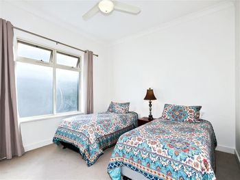 Modern Seaside Sanctuary - Holiday Adelaide 5