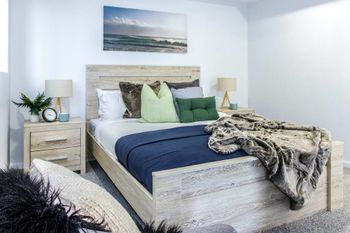 Vibrant City Pad - Holiday Adelaide 3