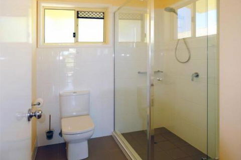 At Cylinder Unit 3 - Holiday Adelaide 4