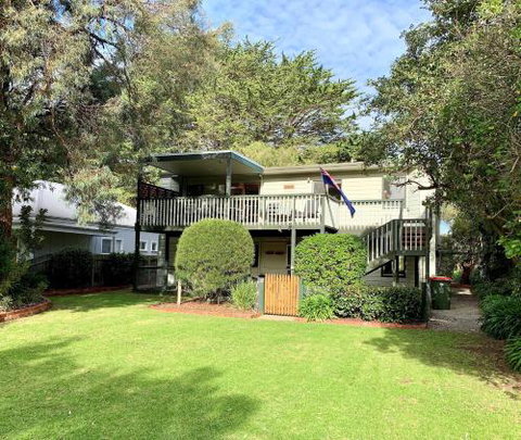 Island Escape - Holiday Adelaide 0