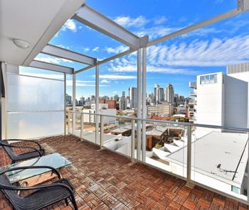 Deluxe Sydney Central Penthouse With Pool & Gym - Holiday Adelaide 1