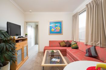 The Executive B & B - Holiday Adelaide 0