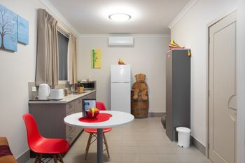 The Executive B & B - Holiday Adelaide 3
