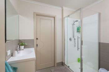 The Executive B & B - Holiday Adelaide 6