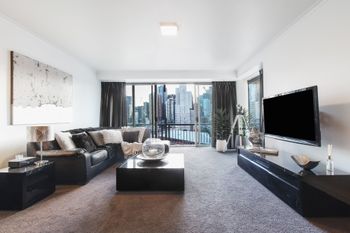 Heart Of Theatre District Pool & Gym - Holiday Adelaide 0