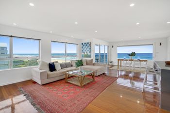 Surf Side Apartments - Holiday Adelaide 1