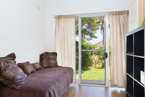 Pelicanstay Holiday Home Bondi Beach - Holiday Adelaide 5