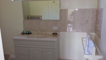 Nannup Valley Chalets - Holiday Adelaide 6