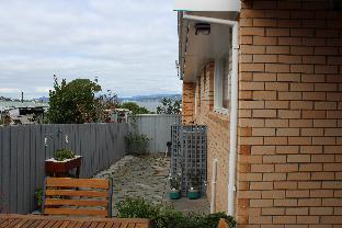 Newly Renovated Unit Waters Edge - Holiday Adelaide 2